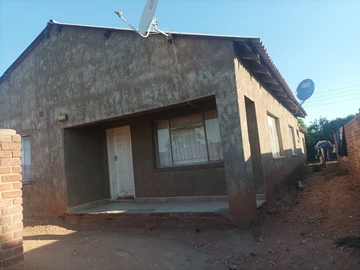 6-Bedroom Family House for Sale in Chinhoyi (RUVIMBO) With Modern Amenities