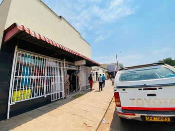 Kwekwe Commercial Building For Sale 