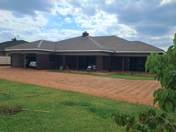 Spacious 7-Bedroom House for Sale in Mount Pleasant Heights, Harare