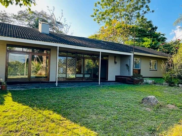 Spacious family home with a view in Mutare