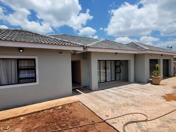 Charming 5 Bedroom House for Sale in Mount Pleasant Heights, Harare