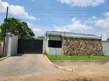 Spacious 3 Bedroom Townhouse in Borrowdale West, Harare with Borehole