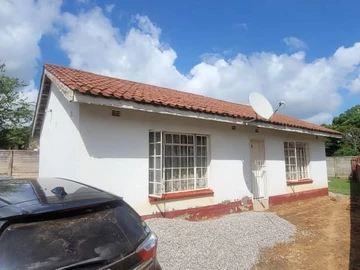 2-Bed cluster for sale in Waterfalls, Harare 