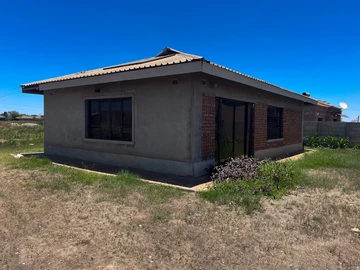 2-Bedroomed cottage for Sale in Sandton Park, Harare with Borehole