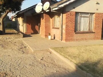 5-Bedroom Spacious House for Sale in Budiriro, Harare