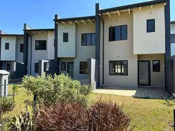 Modern 2 Bedroom apartment - Arlington Estates 