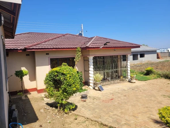 Three Bed Cottage To Rent, Haydon Park, Harare