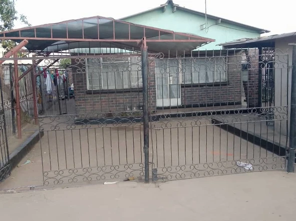 House for sale Unit N Chitungwiza 