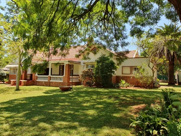 4-Bedroom Family Home For Sale in Suburban Bulawayo East