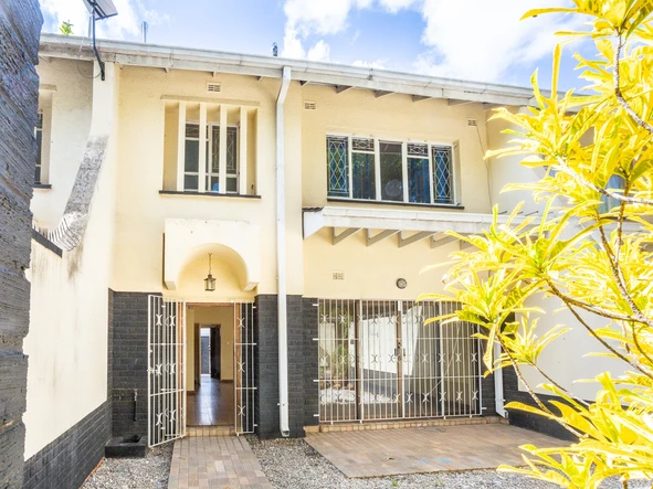 3-Bedroomed Townhouse  for Sale in Avenues