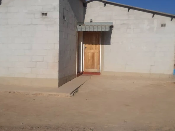 2-Bedroom House for Sale in Adelaide Park, Ruwa, 400m²