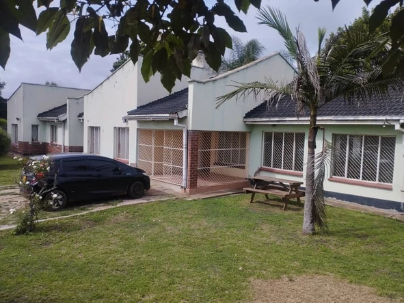 Spacious 5-Bedroom Home for sale in New Marlborough, Harare West