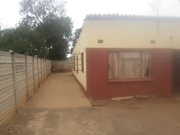 House for sale in Tshabalala