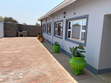 Charming  House for Sale in Victoria Falls with Solar System