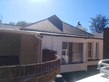 3-Bedroom Bulawayo East Suburban Home with Pool & Borehole