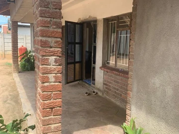 4 Bedroom Family House for Sale in Zimre Park, Harare East