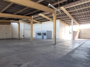 Warehouse/factory available immediately