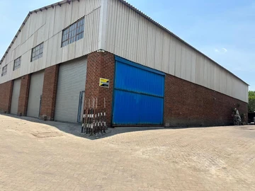 Industrial Warehouse & Factory for Rent in Ardbennie, Harare South