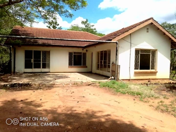 House with Features Galore in Ridgemont, Gweru For Sale