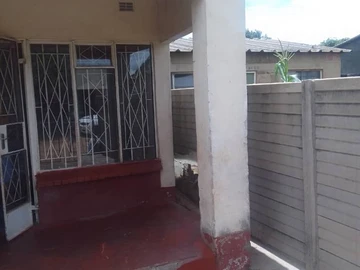 Zengeza  2 Chitungwiza House For Sale