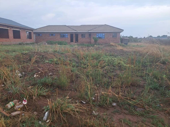 200m² Residential Land for Sale: Glaudina, Harare West - ZESA, Water & Tarred Roads