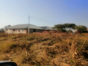 For Sale: 300m² Residential Land with Amenities in Budiriro, Harare