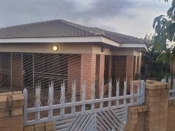 4-Bedroom House For Rent In Madokero, Harare