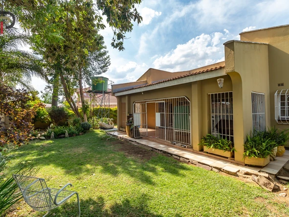 4 Bedroomed House for Sale in New Bluffhill!