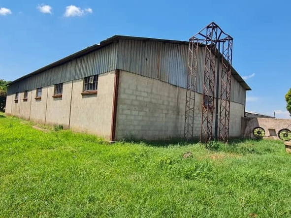  8.25 Ha Plot In Banket With 3 Boreholes 