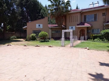 Chinhoyi mzari double storey house for sale 