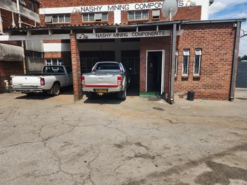 Spacious 2000m² Warehouse & Factory in Msasa, Harare with Multiple Amenities