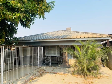 Zengeza 4 Chitungwiza House For Sale 