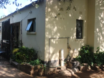 Kariba Mahombekombe House for Sale 