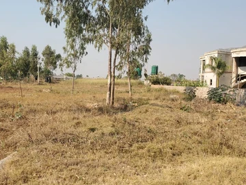 2005 m² Residential Land in Arlington, Harare South with Premium Amenities