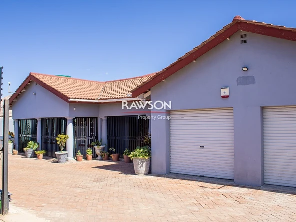 Modern, secure family home in Ruwa (Inverangus)