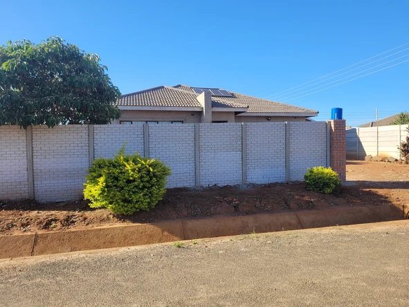 Four Bed House To Rent, Haydon Park, Harare