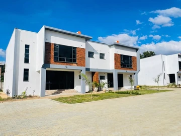 Duplex Townhouses For Rent On Coronation