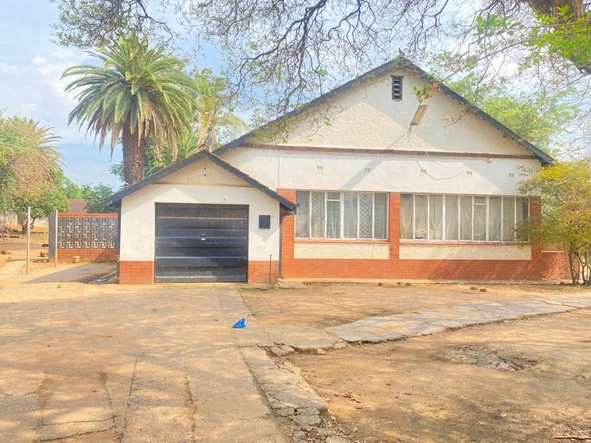 Stunning 4-Bedroom Residential Property for Sale in Chinhoyi