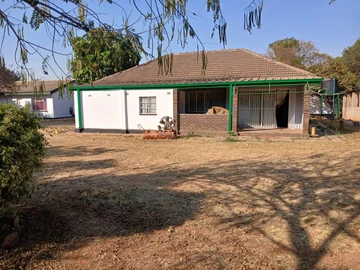 Spacious 4 Bedroom House for Rent in Mabelreign, Harare with Borehole