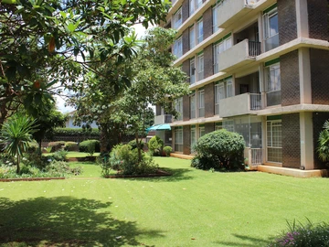 Neat and spacious apartment in the Avenues