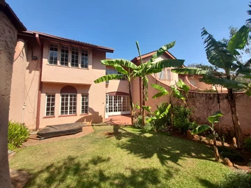 Exquisite Townhouse Complex w/ Garden in Harare CBD, Avenues - Amenities Galore!