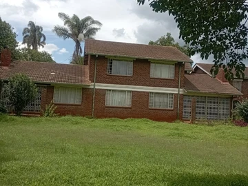 Luxury 5-Bed House with Amenities in Mount Pleasant, Harare