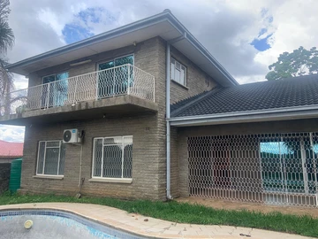 Selbourne Park Double Storey For Rent