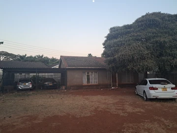 Charming 2 bedroomed,Cottage For Sale in Westgate, Harare West