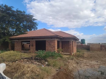 Incomplete house For Sale