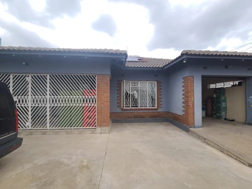 Chitungwiza Unit A  house for rent