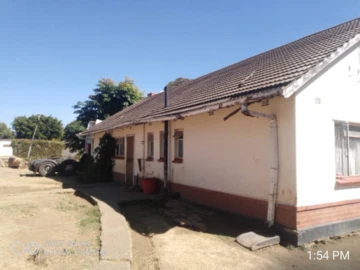 House For Sale Marlborough, Harare West Stand Size: 3608 square metres P