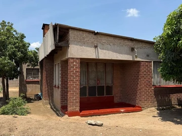 5-Bedroom House in Budiriro 5, Harare for Sale