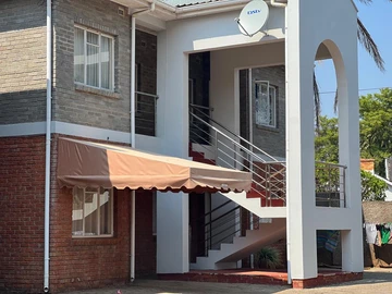  1 Bedroom Townhouse , Hillside   For Sale