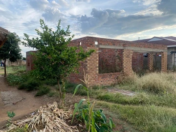 Unfinished 4-Bedroom House with Suite for Sale in Kuwadzana, Harare